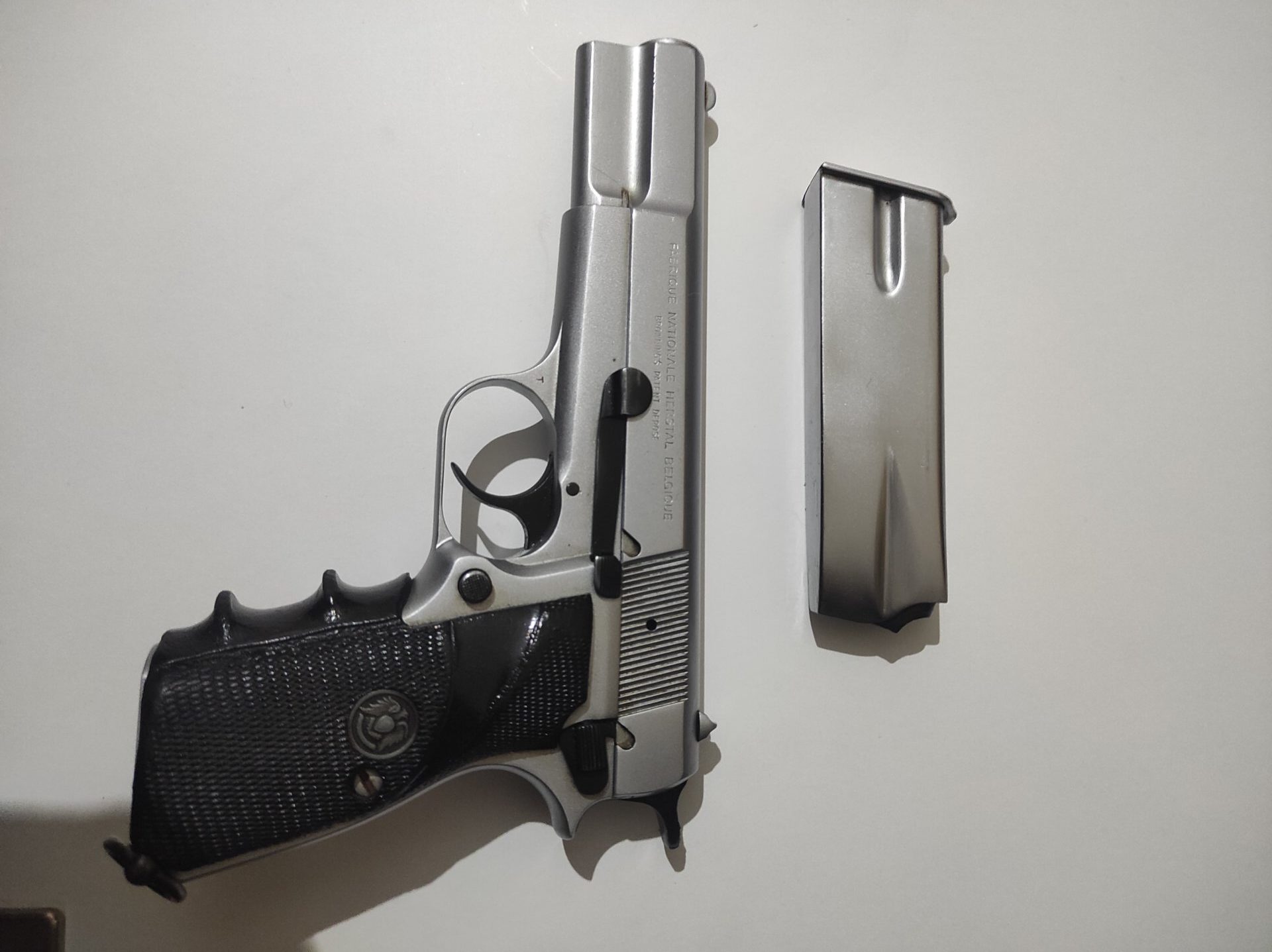 Satılık TABANCA – Browning HP (14'lü) – 9mm (9x19mm) – Taşıma Ruhsatlı – İstanbul – İlan 21625 – Görsel 21626