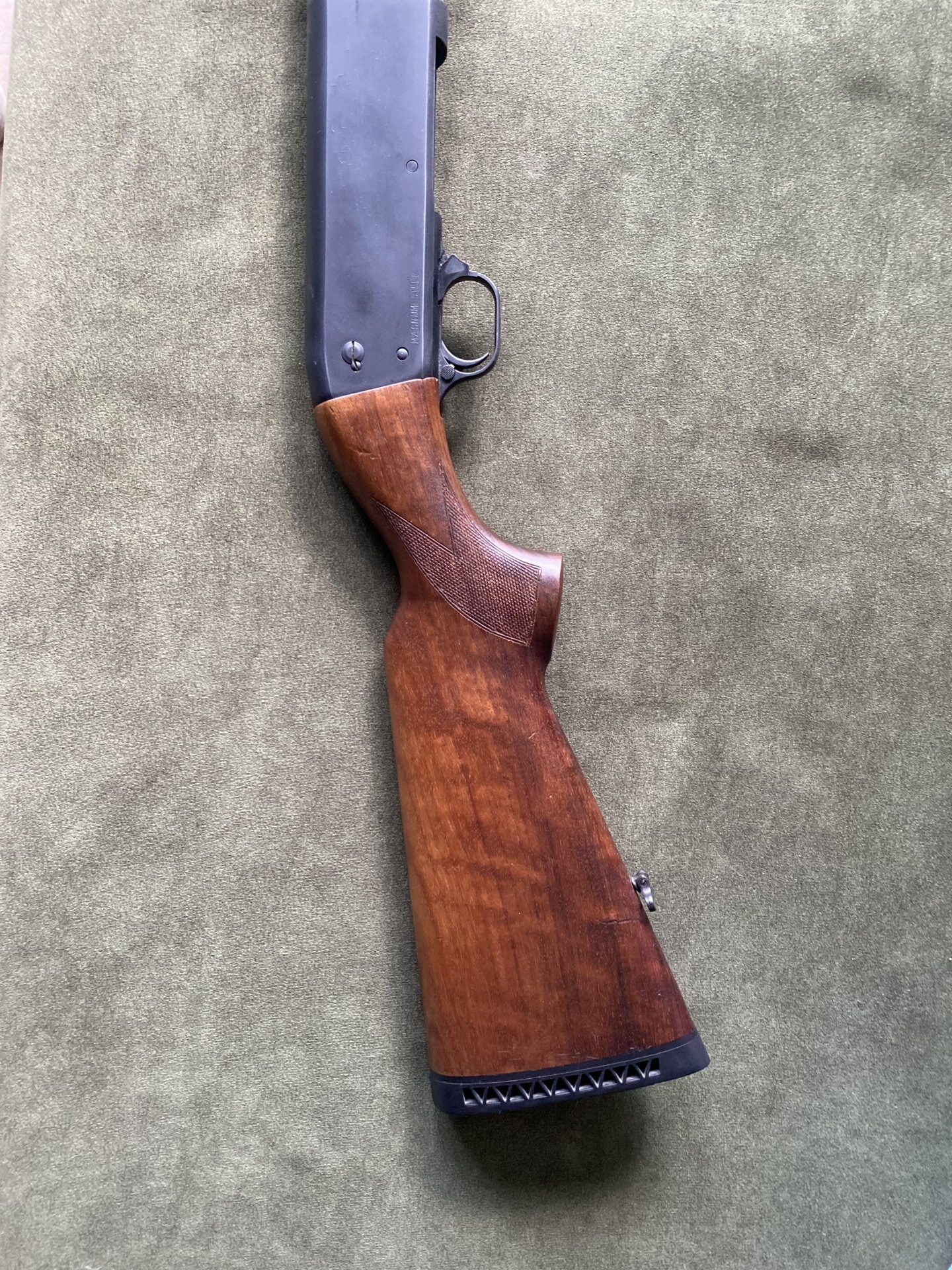 Satılık YİVSİZ TÜFEK – Huğ-San Pompalı – 12 Kalibre – İzmir – İlan 22367 – Görsel 22368