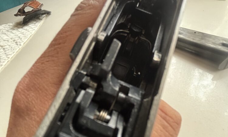 Satılık TABANCA – CZ 75 – 9mm (9x19mm) – Bulundurma Ruhsatlı – Ankara – İlan 20386 – Görsel 20390