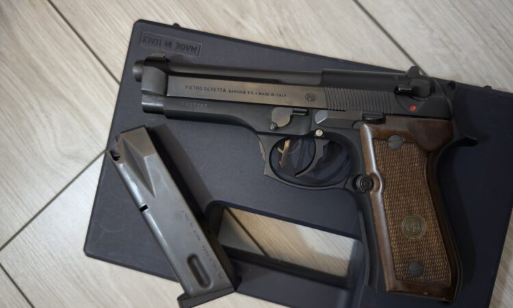 Satılık TABANCA – Beretta 92 – 9mm (9x19mm) – Bulundurma Ruhsatlı – Diyarbakır – İlan 21175 – Görsel 21176