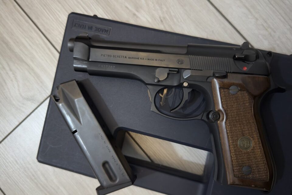 Satılık TABANCA – Beretta 92 – 9mm (9x19mm) – Bulundurma Ruhsatlı – Diyarbakır – İlan 21175 – Görsel 21176