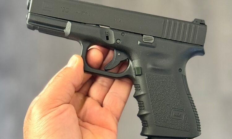 Satılık TABANCA – Glock 19 – 9mm (9x19mm) – Taşıma Ruhsatlı – Adana – İlan 20620 – Görsel 20621