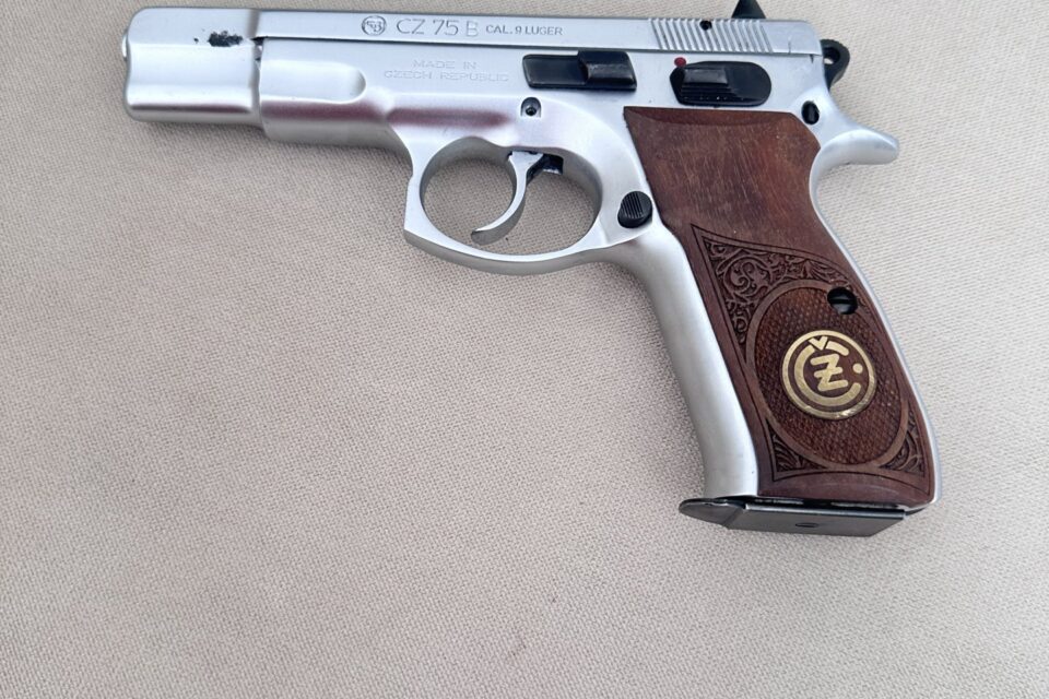 Satılık TABANCA – CZ 75 – 9mm (9x19mm) – Taşıma Ruhsatlı – Mardin – İlan 19599 – Görsel 19601