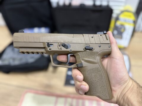 Satılık TABANCA – FN Five-seven – 5.7×28mm – Taşıma Ruhsatlı – Ankara – İlan 19610 – Görsel 19611