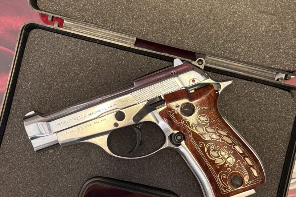 Satılık TABANCA – Beretta 81 – 7.65mm (.32 ACP) – Taşıma Ruhsatlı – Antalya – İlan 20489 – Görsel 20491