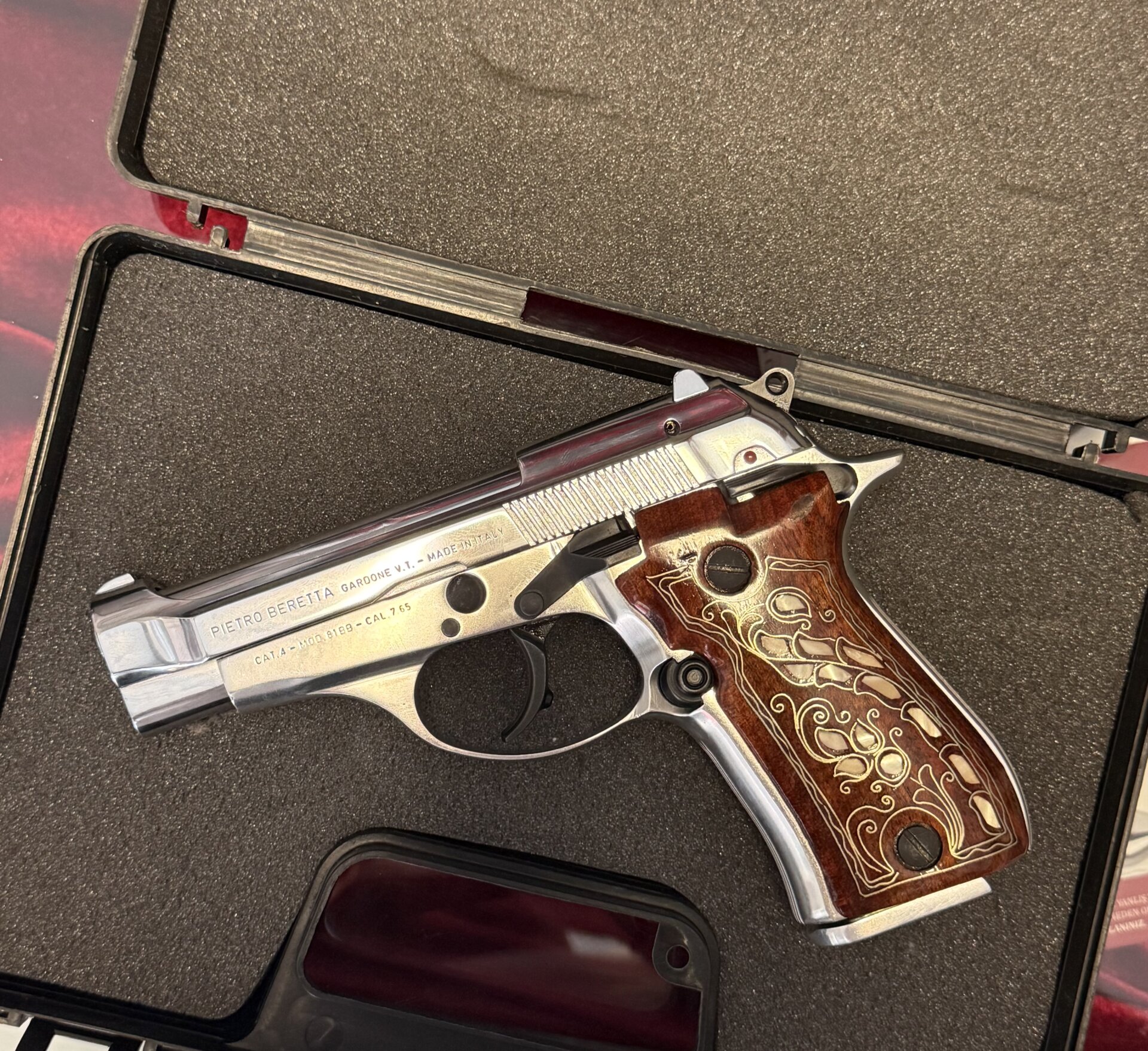 Satılık TABANCA – Beretta 81 – 7.65mm (.32 ACP) – Taşıma Ruhsatlı – Antalya – İlan 20489 – Görsel 20491
