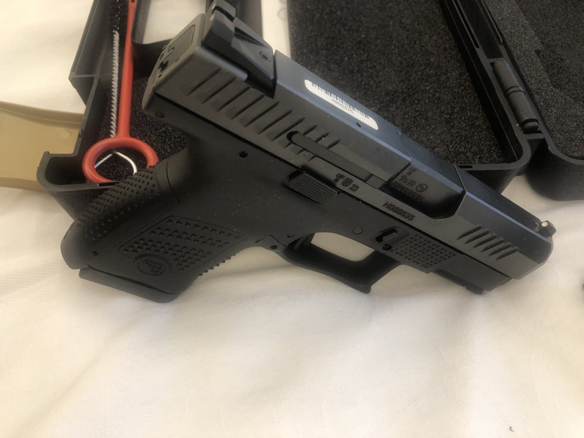 Satılık TABANCA – CZ P-10 – 9mm (9x19mm) – Taşıma Ruhsatlı – İzmir – İlan 22650 – Görsel 22652