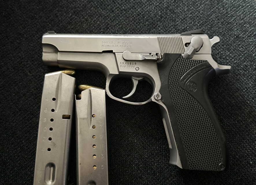 Satılık TABANCA – Smith & Wesson 5906 – 9mm (9x19mm) – Taşıma Ruhsatlı – Ankara – İlan 20987 – Görsel 20989