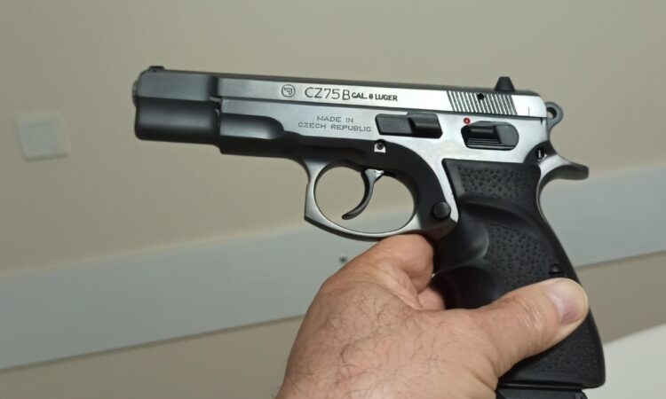 Satılık TABANCA – CZ 75 – 9mm (9x19mm) – Taşıma Ruhsatlı – Malatya – İlan 20990 – Görsel 20991