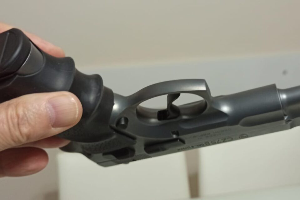 Satılık TABANCA – CZ 75 – 9mm (9x19mm) – Taşıma Ruhsatlı – Malatya – İlan 20990 – Görsel 20994