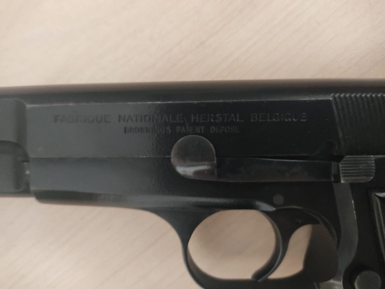 Satılık TABANCA – Browning HP (14'lü) – 9mm (9x19mm) – Taşıma Ruhsatlı – İzmir – İlan 19692 – Görsel 19693