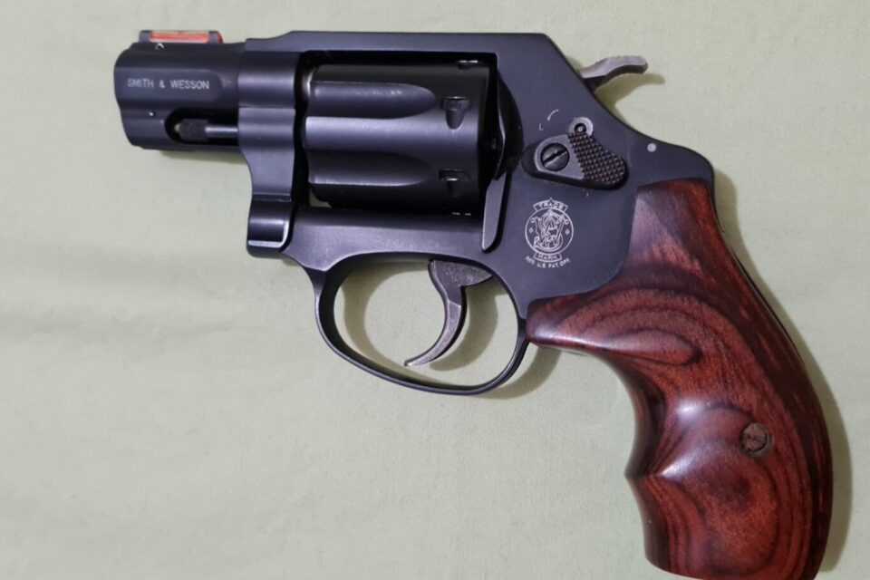 Satılık TABANCA – Smith & Wesson Model 351 PD – 22 WMR (22 Magnum) – Bulundurma Ruhsatlı – Manisa – İlan 20180 – Görsel 20186