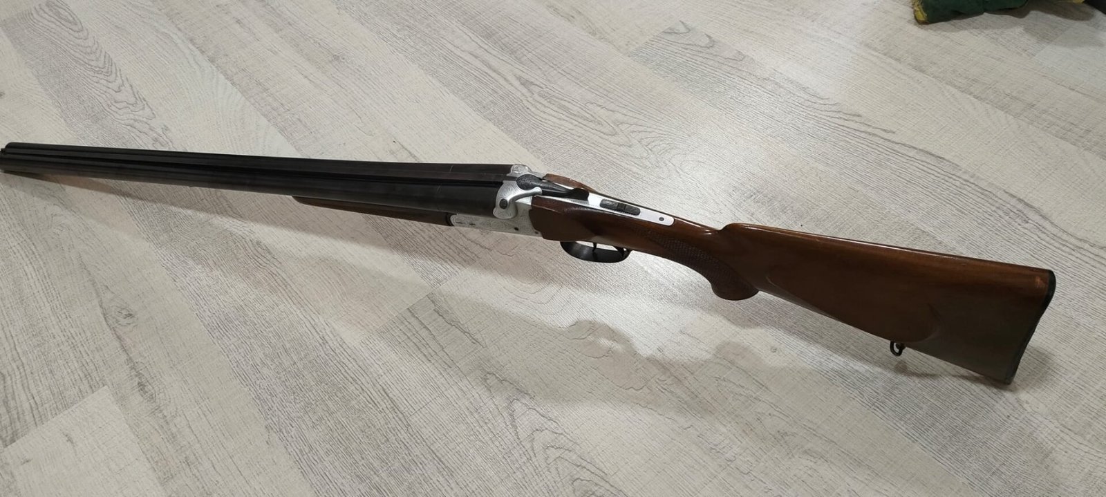 ÜZÜMLÜ UÇAKLI ÇİFTE - Silahilan.com