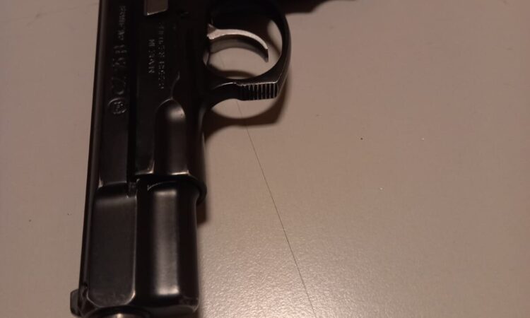 Satılık TABANCA – CZ 75 – 9mm (9x19mm) – Bulundurma Ruhsatlı – Ankara – İlan 20917 – Görsel 20922