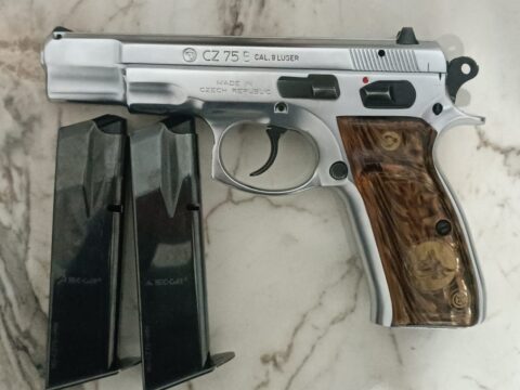 Satılık TABANCA – CZ 75 – 9mm (9x19mm) – Bulundurma Ruhsatlı – Isparta – İlan 23765 – Görsel 23767