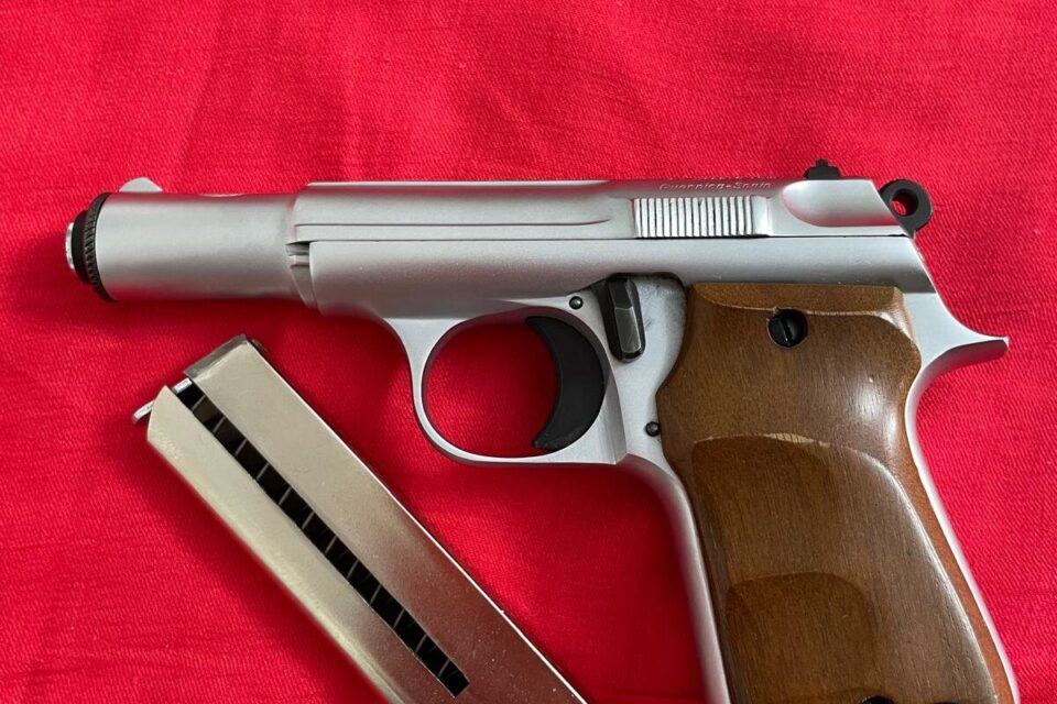 Satılık TABANCA – Astra 4000 – 7.65x21mm Parabellum – Taşıma Ruhsatlı – Sakarya – İlan 24103 – Görsel 24104