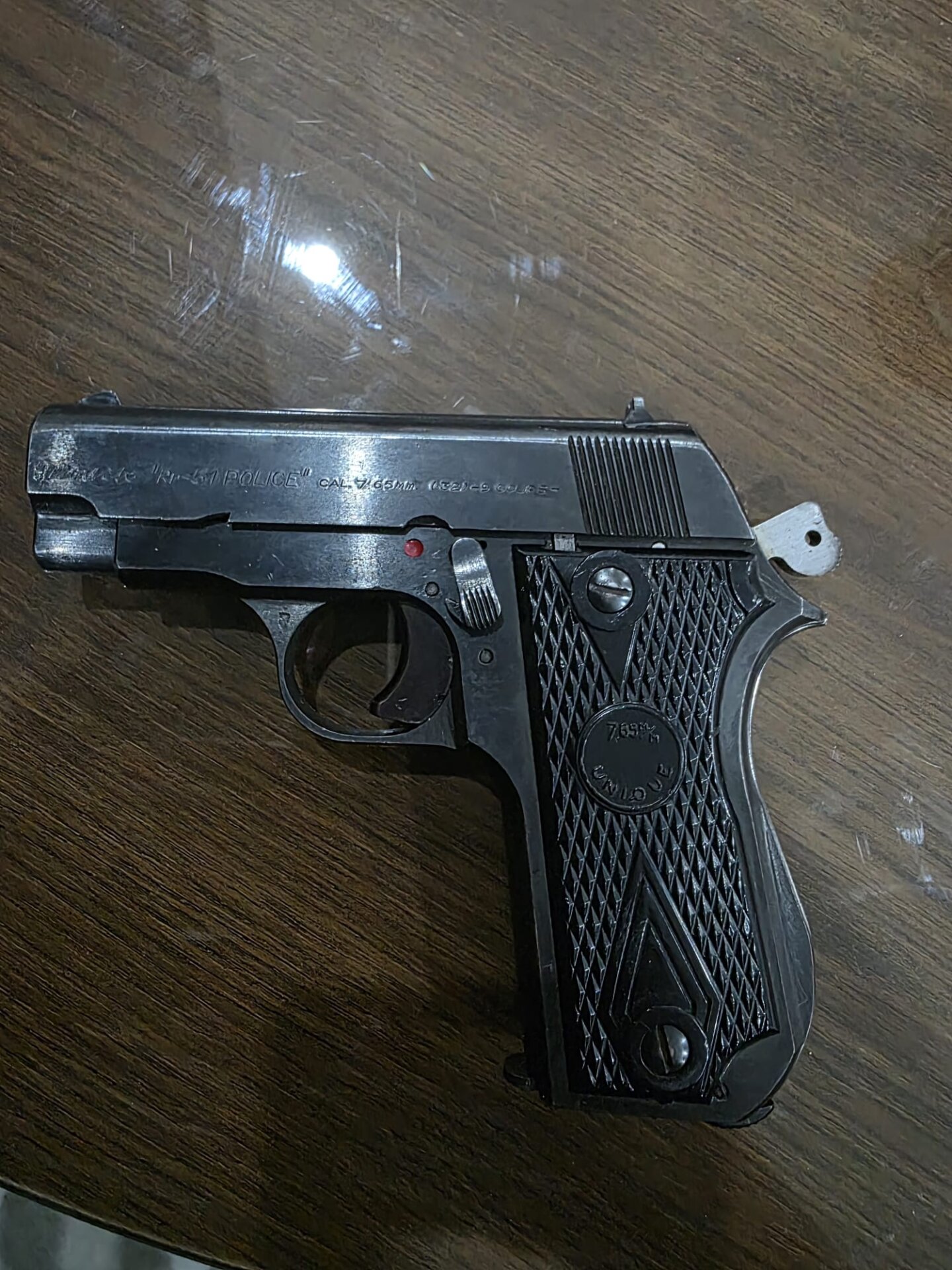 Satılık TABANCA – Unique Model 52 – 7.65mm (.32 ACP) – Taşıma Ruhsatlı – Ankara – İlan 23565 – Görsel 23567