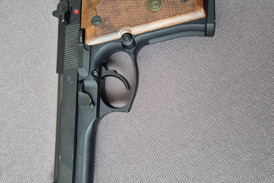 Satılık TABANCA – Beretta 92 – 9mm (9x19mm) – Bulundurma Ruhsatlı – İstanbul – İlan 26428 – Görsel 26433