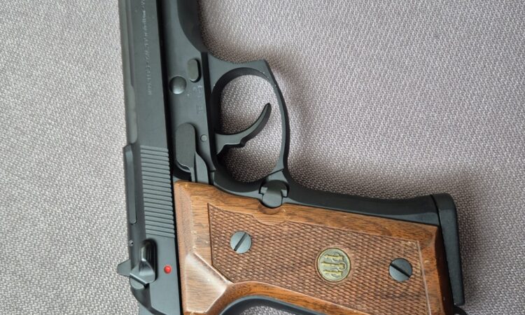 Satılık TABANCA – Beretta 92 – 9mm (9x19mm) – Bulundurma Ruhsatlı – İstanbul – İlan 26428 – Görsel 26431