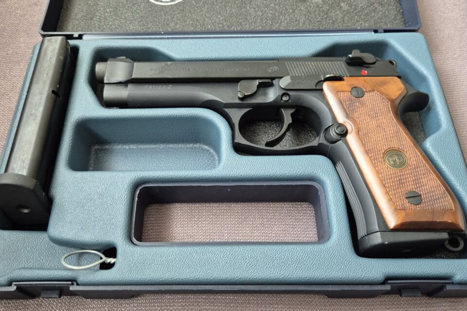 Satılık TABANCA – Beretta 92 – 9mm (9x19mm) – Bulundurma Ruhsatlı – İstanbul – İlan 26428 – Görsel 26430