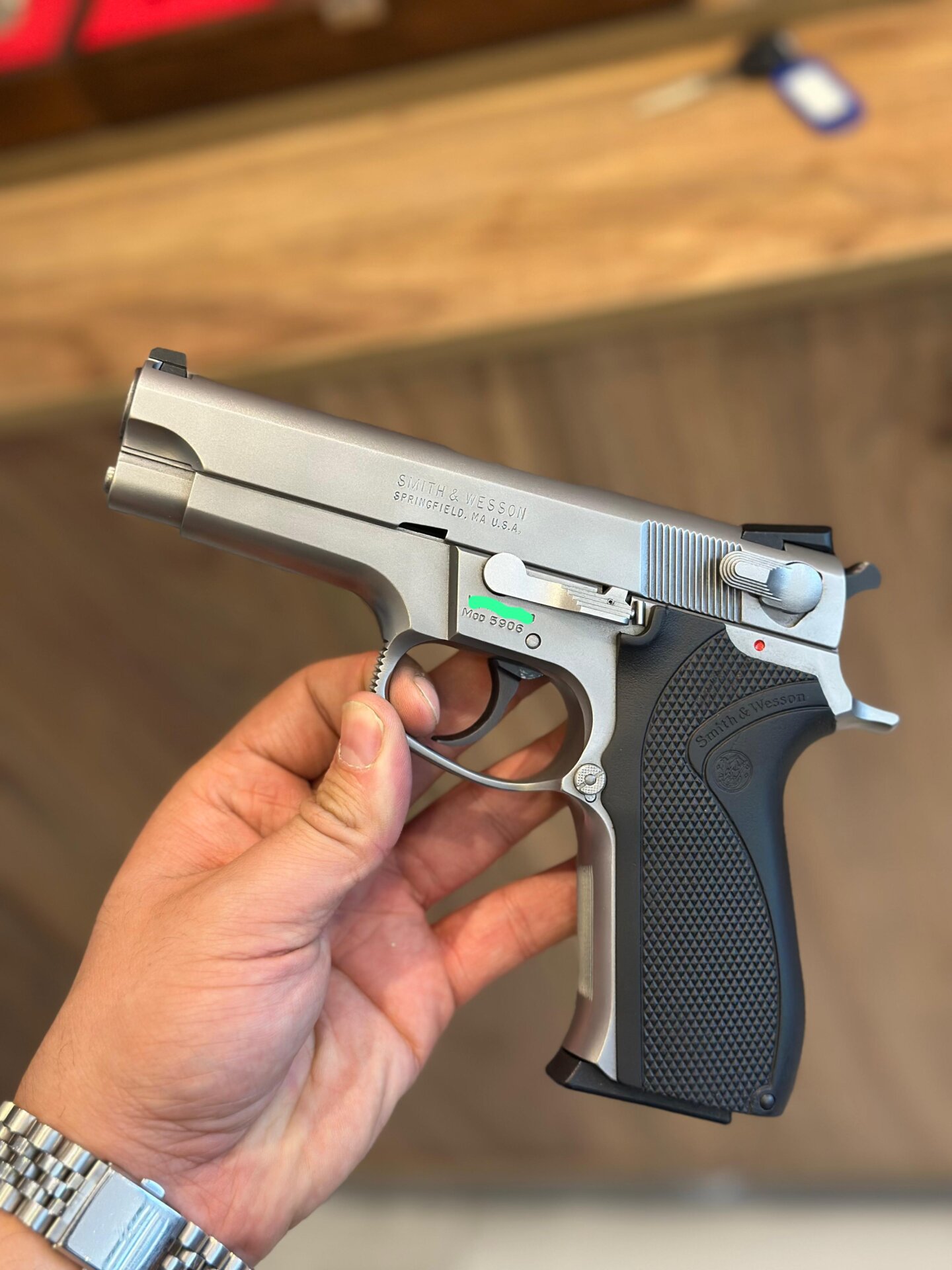 Satılık TABANCA – Smith & Wesson 5906 – 9mm (9x19mm) – Taşıma Ruhsatlı – Adana – İlan 26452 – Görsel 26454