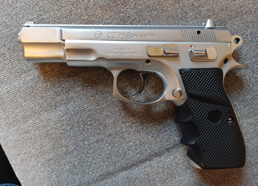 Satılık TABANCA – CZ 75 – 9mm (9x19mm) – Taşıma Ruhsatlı – Ankara – İlan 25204 – Görsel 25205