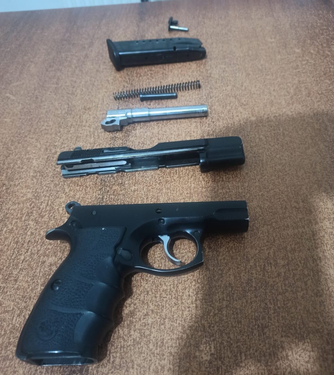 Satılık TABANCA – CZ 75 – 9mm (9x19mm) – Taşıma Ruhsatlı – Tokat – İlan 24898 – Görsel 24903