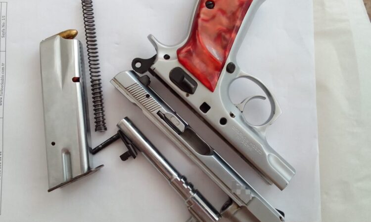 Satılık TABANCA – CZ 75 – 9mm (9x19mm) – Taşıma Ruhsatlı – Mersin – İlan 25431 – Görsel 25432
