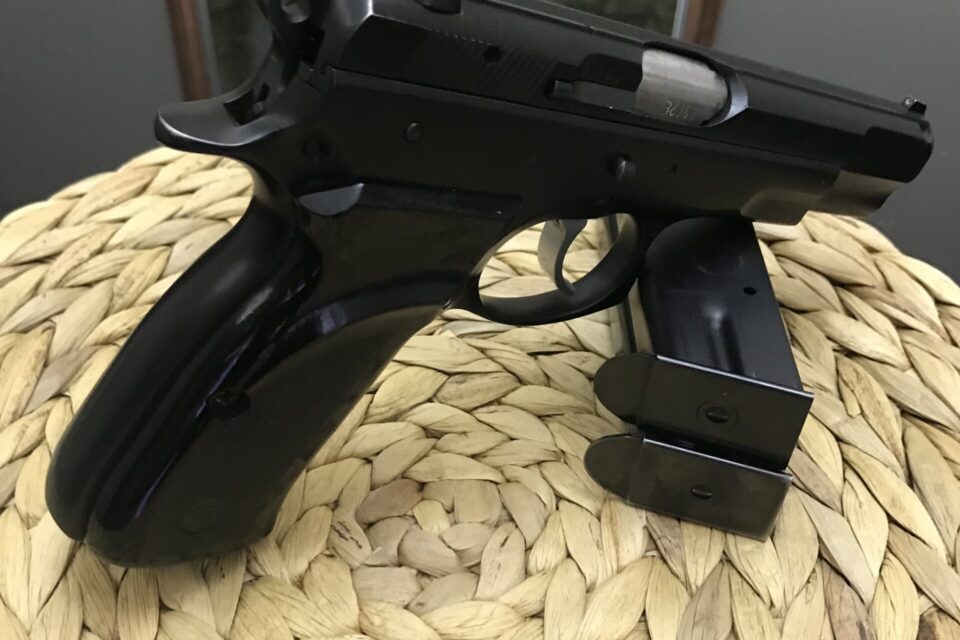 Satılık TABANCA – CZ 75 – 9mm (9x19mm) – Taşıma Ruhsatlı – Samsun – İlan 23300 – Görsel 23301