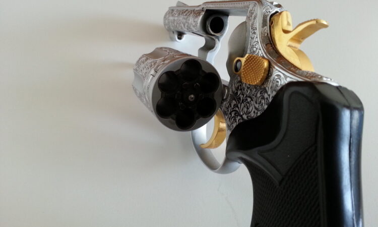 Satılık TABANCA – Smith & Wesson Model 13 – 357 Magnum – Bulundurma Ruhsatlı – İstanbul – İlan 26099 – Görsel 26102