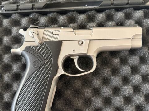 Satılık TABANCA – Smith & Wesson 5906 – 9mm (9x19mm) – Bulundurma Ruhsatlı – Tokat – İlan 24887 – Görsel 24889