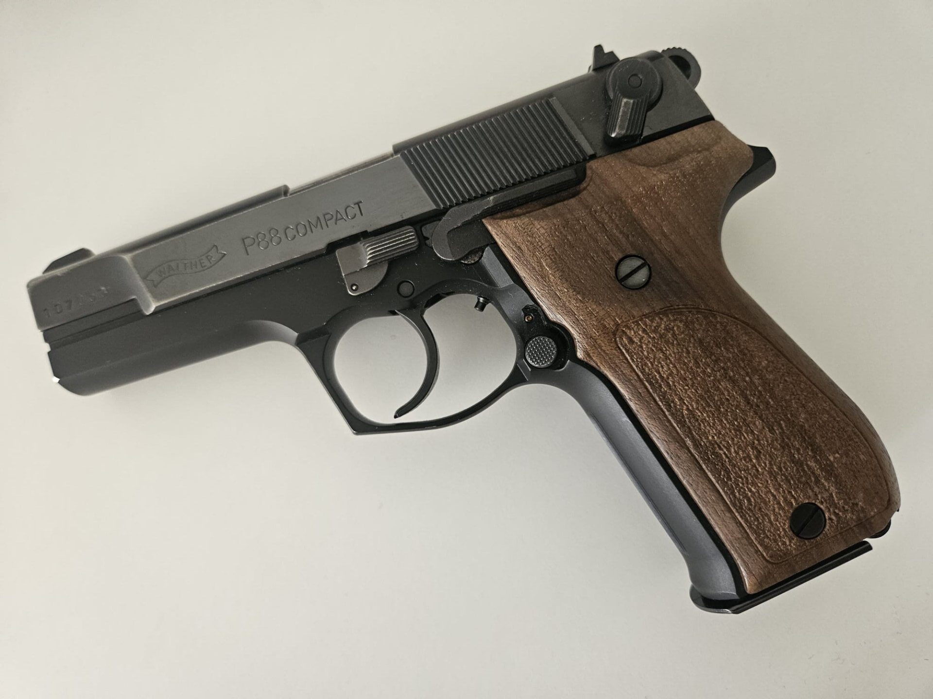 Satılık TABANCA – Walther P88 – 9mm (9x19mm) – Bulundurma Ruhsatlı – İstanbul – İlan 26197 – Görsel 26198