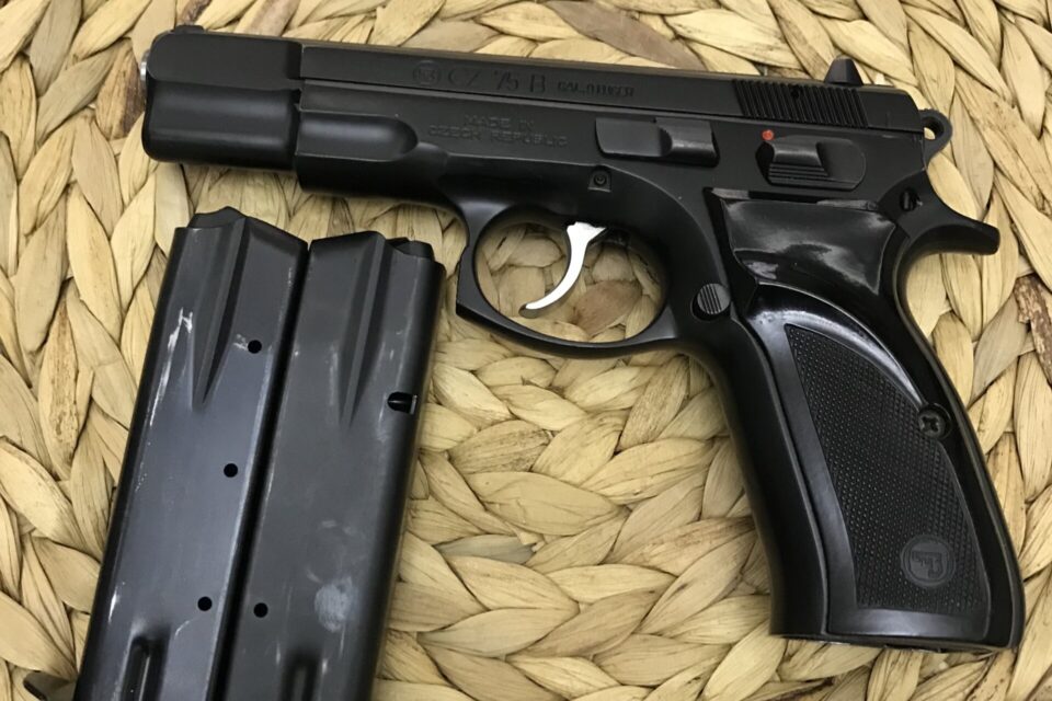 Satılık TABANCA – CZ 75 – 9mm (9x19mm) – Taşıma Ruhsatlı – Samsun – İlan 23300 – Görsel 23302