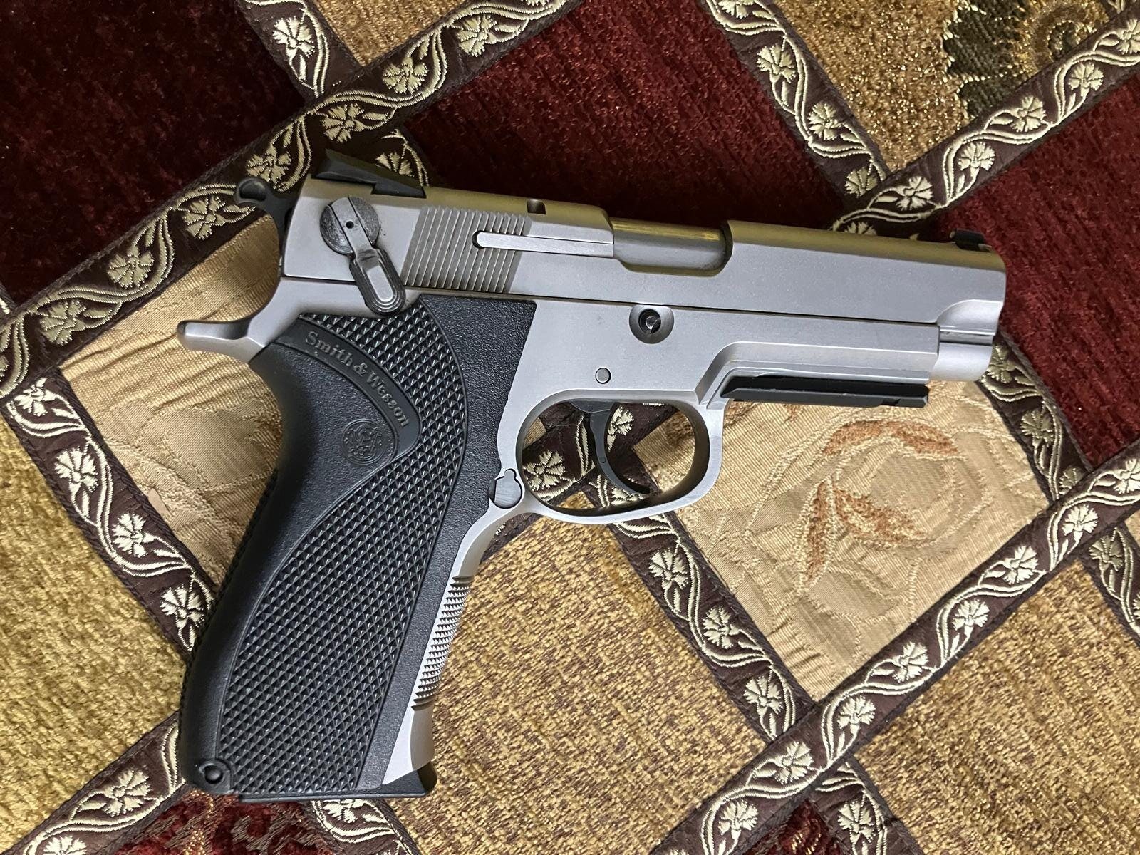 Satılık TABANCA – Smith & Wesson 5906 – 9mm (9x19mm) – Taşıma Ruhsatlı – İstanbul – İlan 23189 – Görsel 23192