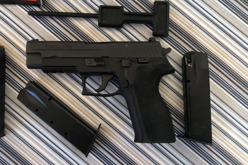 Satılık TABANCA – Sig Sauer P226 – 9mm (9x19mm) – Taşıma Ruhsatlı – Uşak – İlan 25191 – Görsel 25193