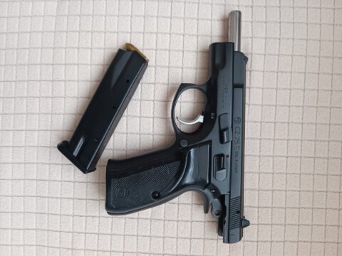 Satılık TABANCA – CZ 75 – 9mm (9x19mm) – Taşıma Ruhsatlı – Samsun – İlan 23528 – Görsel 23529