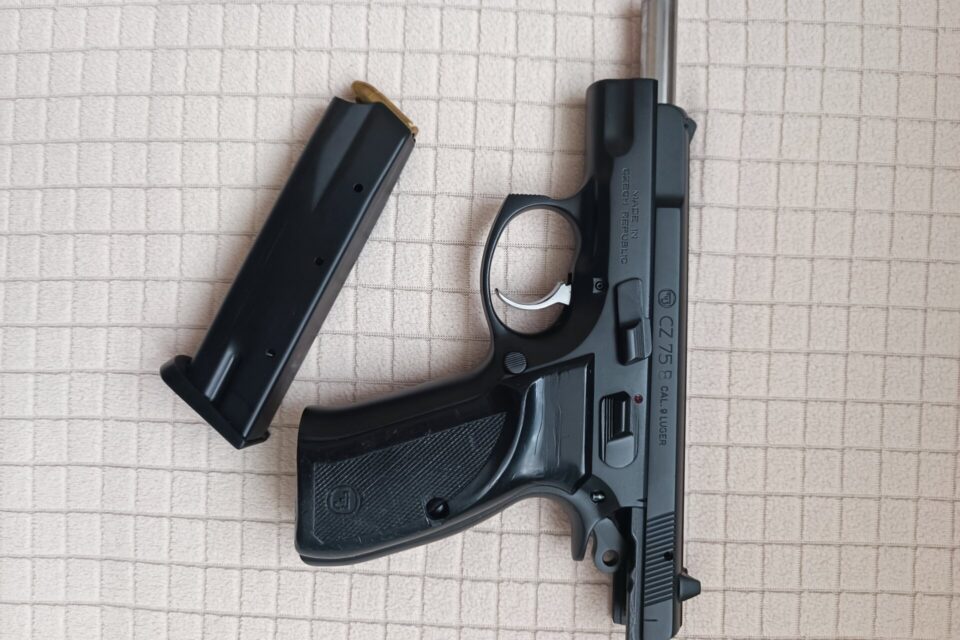 Satılık TABANCA – CZ 75 – 9mm (9x19mm) – Taşıma Ruhsatlı – Samsun – İlan 23528 – Görsel 23529