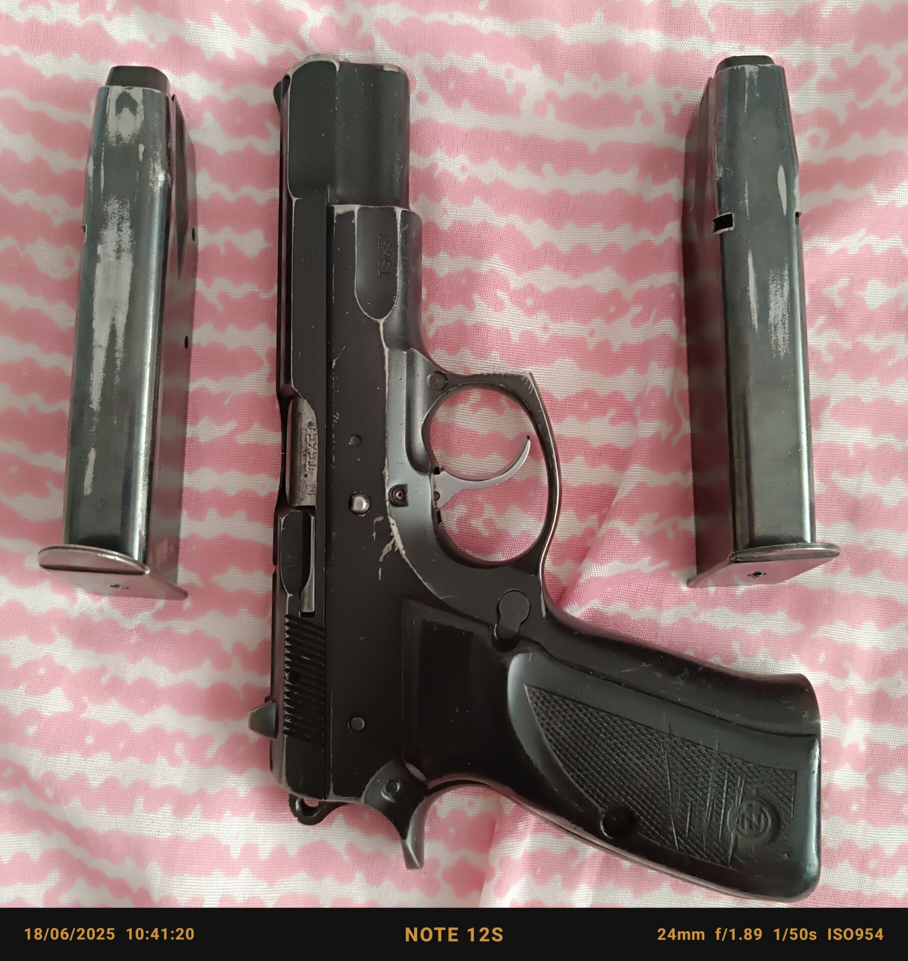 Satılık TABANCA – CZ 75 – 9mm (9x19mm) – Taşıma Ruhsatlı – Bursa – İlan 25857 – Görsel 25858