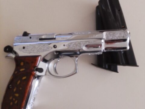 Satılık TABANCA – CZ 75 – 9mm (9x19mm) – Bulundurma Ruhsatlı – Mersin – İlan 25455 – Görsel 25456