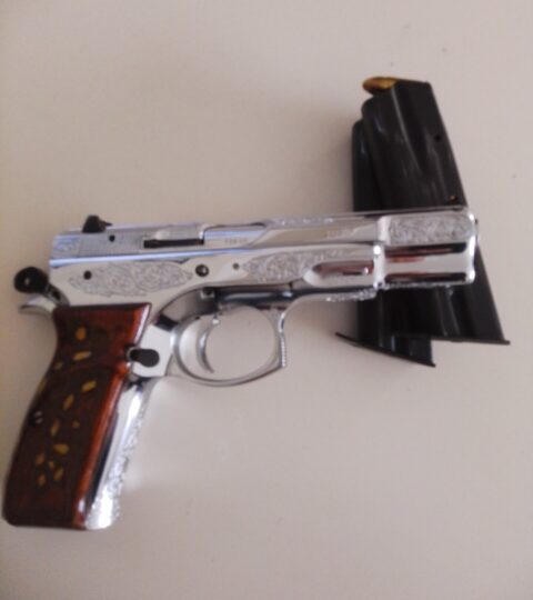 Satılık TABANCA – CZ 75 – 9mm (9x19mm) – Bulundurma Ruhsatlı – Mersin – İlan 25455 – Görsel 25456