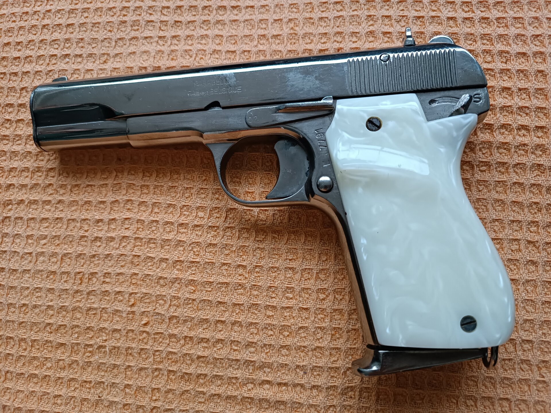 Satılık TABANCA – FEG Firebird Tokagypt – 9mm (9x19mm) – Taşıma Ruhsatlı – Amasya – İlan 24138 – Görsel 24141