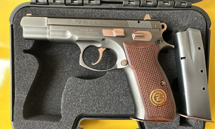 Satılık TABANCA – CZ 75 – 9mm (9x19mm) – Taşıma Ruhsatlı – Antalya – İlan 26709 – Görsel 26711
