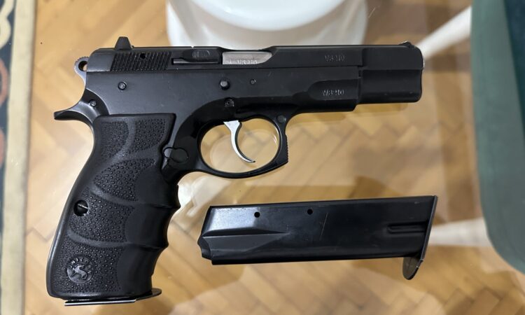 Satılık TABANCA – CZ 75 – 9mm (9x19mm) – Taşıma Ruhsatlı – Antalya – İlan 26887 – Görsel 26888