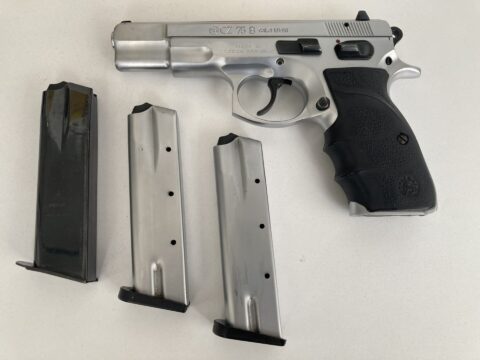 Satılık TABANCA – CZ 75 – 9mm (9x19mm) – Taşıma Ruhsatlı – Çanakkale – İlan 24101 – Görsel 24102