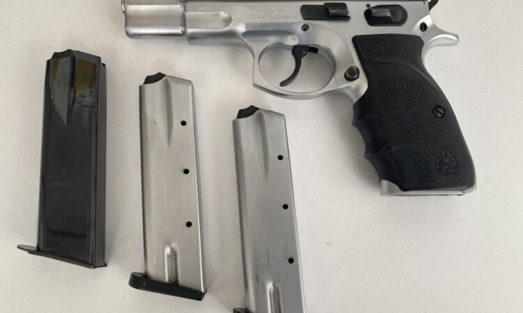 Satılık TABANCA – CZ 75 – 9mm (9x19mm) – Taşıma Ruhsatlı – Çanakkale – İlan 24101 – Görsel 24102