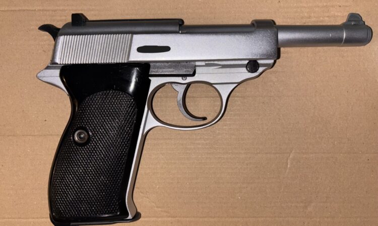 Satılık TABANCA – Walther P38 – 9mm (9x19mm) – Taşıma Ruhsatlı – İstanbul – İlan 26726 – Görsel 26728