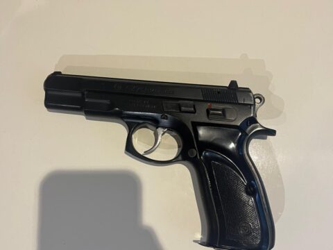 Satılık TABANCA – CZ 75 – 9mm (9x19mm) – Taşıma Ruhsatlı – Muğla – İlan 25648 – Görsel 25649