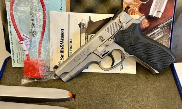 Satılık TABANCA – Smith & Wesson 5906 – 9mm (9x19mm) – Bulundurma Ruhsatlı – Ankara – İlan 30543 – Görsel 30549