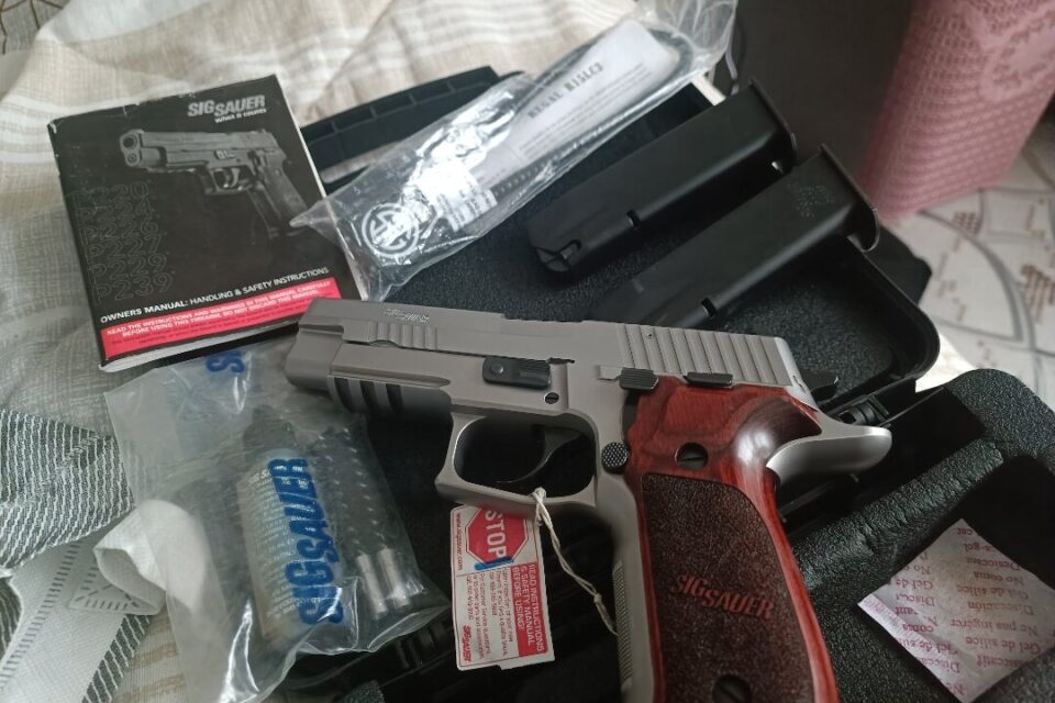 Satılık TABANCA – Sig Sauer P226 – 9mm (9x19mm) – Taşıma Ruhsatlı – Ankara – İlan 27872 – Görsel 27873