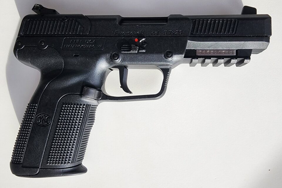 Satılık TABANCA – FN Five-seven – 5.7×28mm – Bulundurma Ruhsatlı – Ankara – İlan 27359 – Görsel 27373